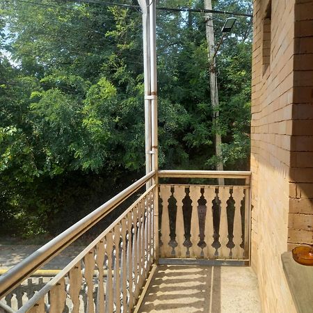 Guest House Roma Koutaïssi Extérieur photo